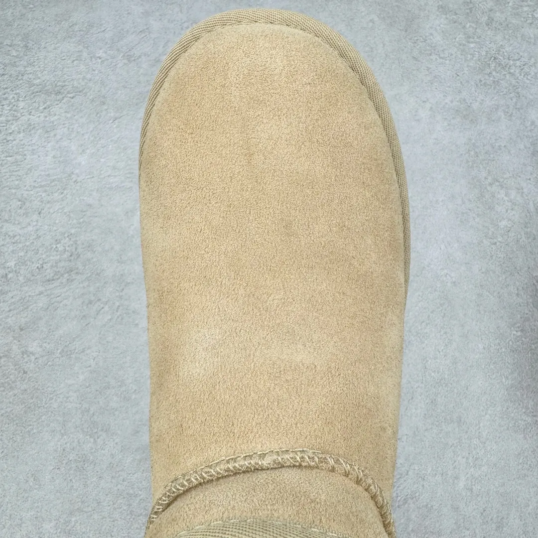 Pick up locally💰520 UGG 5092 Zhou Dongyu Mini thick-soled autumn and winter sheep fur integrated snow boots. All shoes are made from the same factory as ZP. Longfeng A-grade Australian imported sheep fur integrated women's boots. Brand OEM production line. Fully follow the ZP process. OEM original pattern maker. Adhering to the principle of no original shoes and no development selection. Pay attention to every detail. The most authentic version on the market. TREADLITE "Light Wing" technology outsole. Lightweight/durable/flexible/pile size: 35 36 37 38 39 40 41 42 Coding: by2936090
